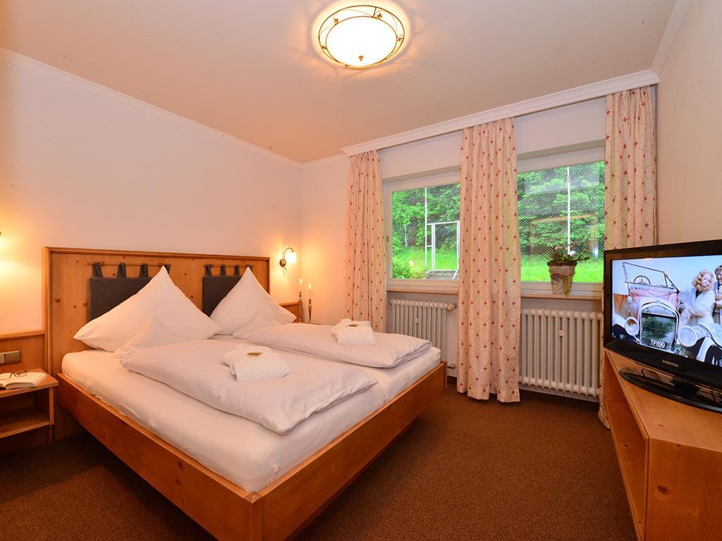 Hotel Wagner Riezlern Bagian luar foto
