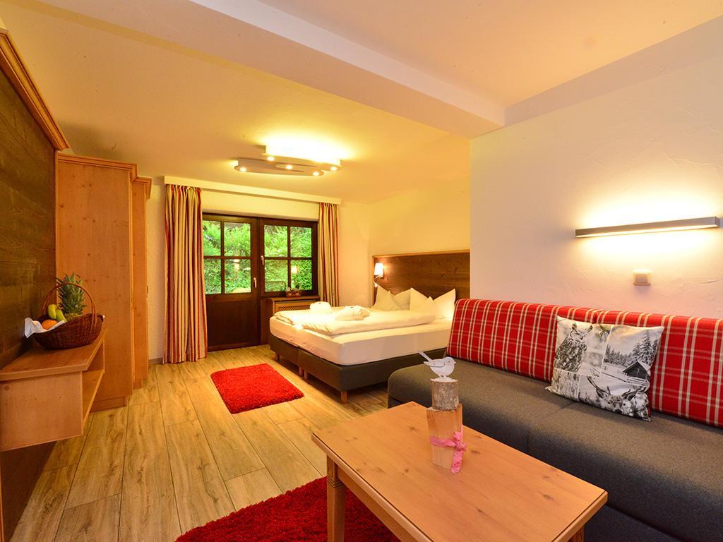 Hotel Wagner Riezlern Bagian luar foto