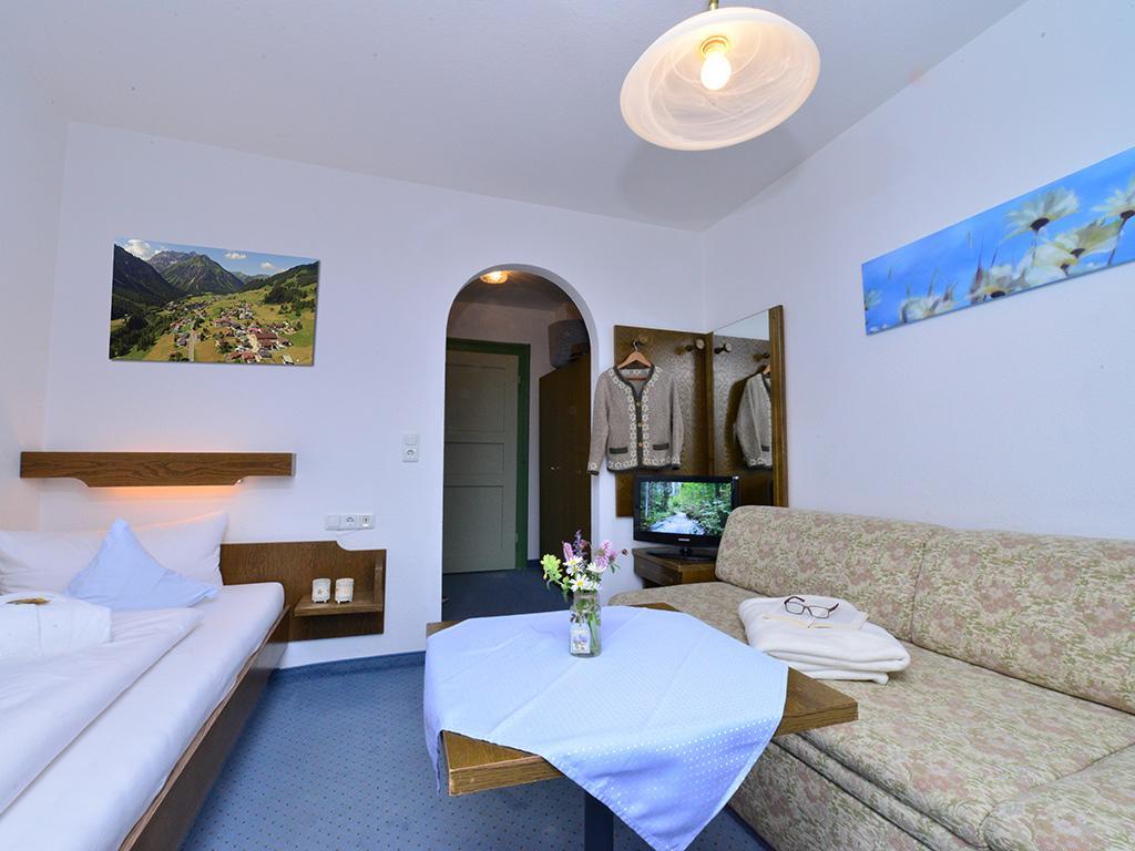 Hotel Wagner Riezlern Bagian luar foto