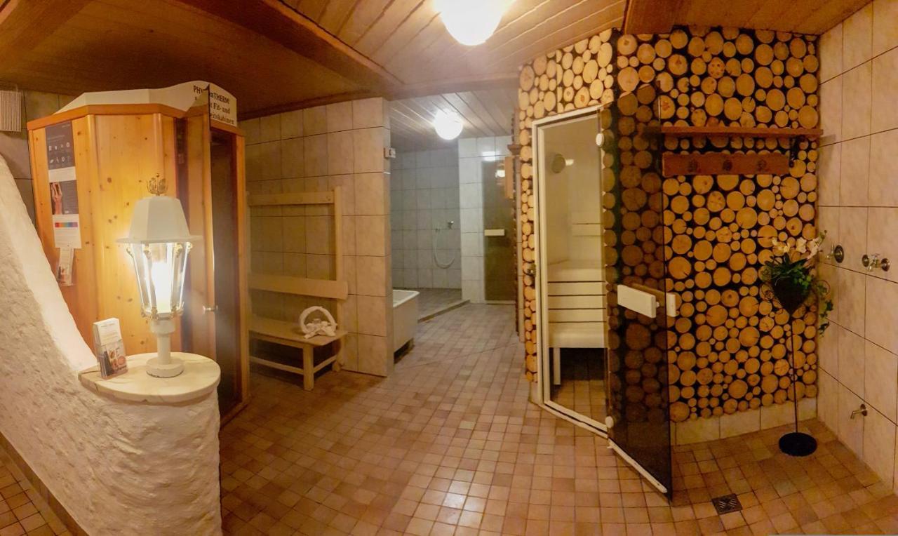 Hotel Wagner Riezlern Bagian luar foto